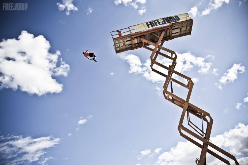 FreeJump - T'es pas un peu haut la ? FreeJump - T'es pas un peu haut la ?